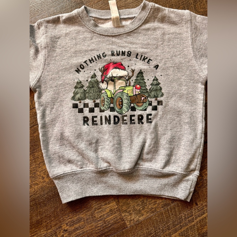 Toddler Tractor Gray Christmas John Deere Crewneck Sweatshirt Size 4 Toddler